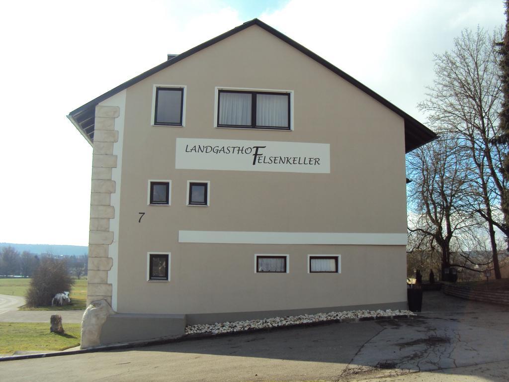 Landgasthof Felsenkeller Dinkelsbuehl Ngoại thất bức ảnh
